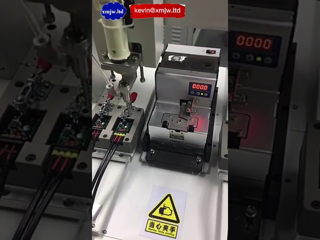Máy vặn vít điện tự động cho Robot trên dây chuyền lắp ráp - Hệ thống khóa vít robot hoàn toàn tự động
