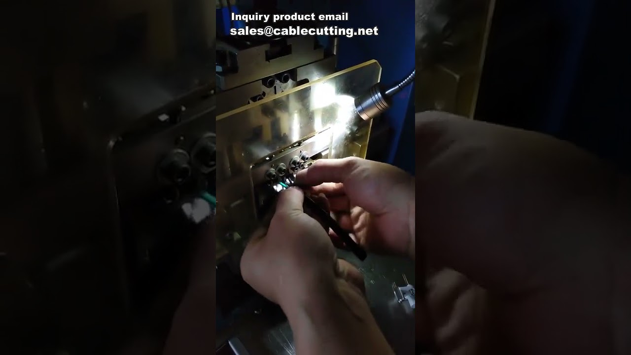 Máy ép đầu cắm điện Pháp chuyên nghiệp - Công nghệ bấm dây cáp nguồn hiện đại