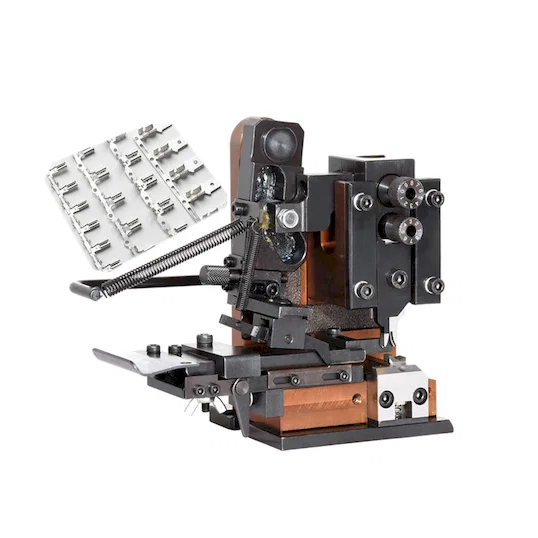 Chi Tiết Dập Đầu Cos OTP Tùy Chỉnh Theo Yêu Cầu